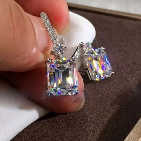 Sterling Silver Emerald CZ Earrings - Picture 2 of 3